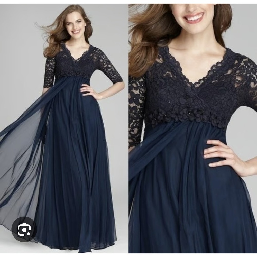 Teri Jon by Rickie Freeman Navy Lace Bodice Chiffon Maxi Gown 3/4 Sleeve NWT...